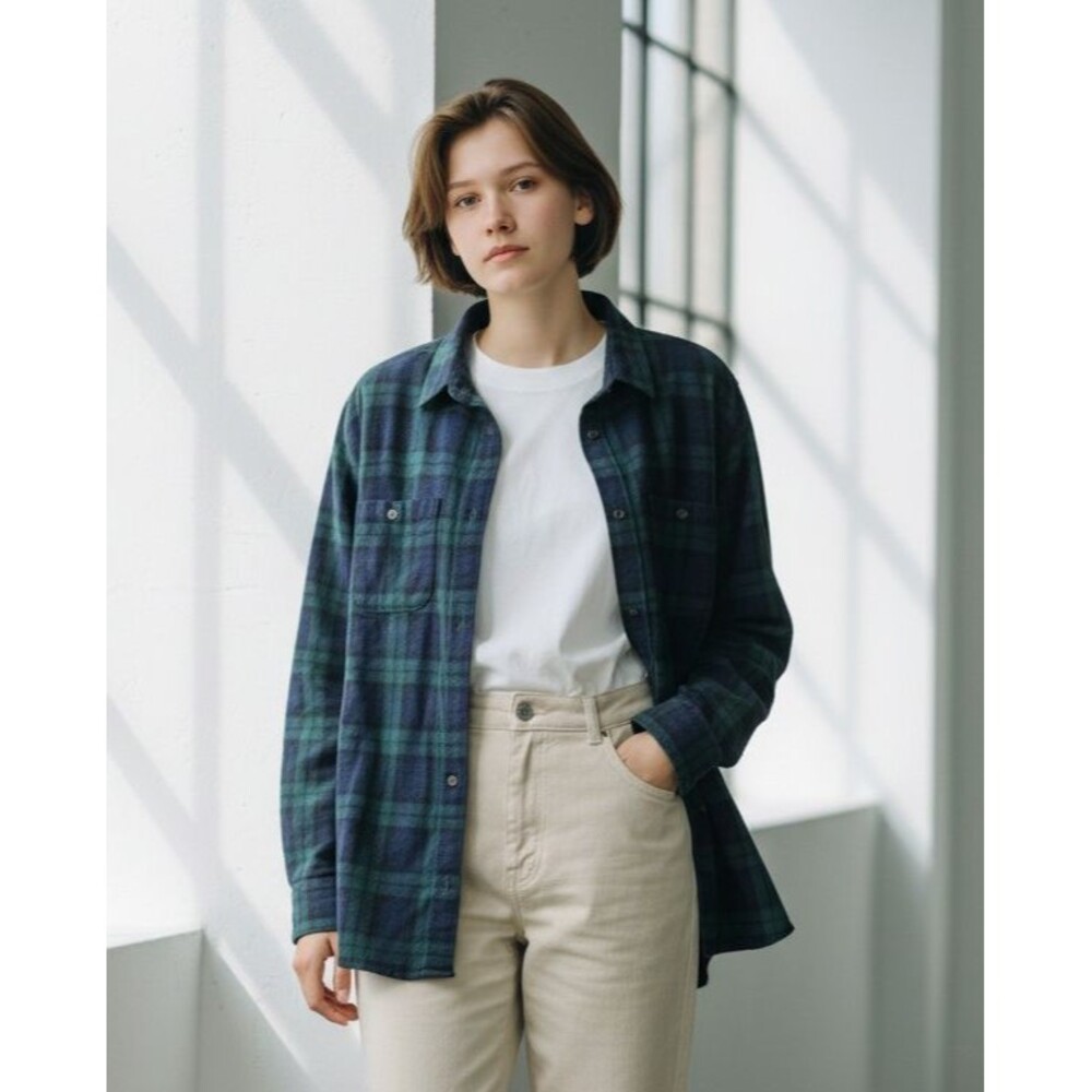 LL Bean Flannel Shirt Black Watch Plaid Cotton Relaxed Fit Womens Size L-Reg.